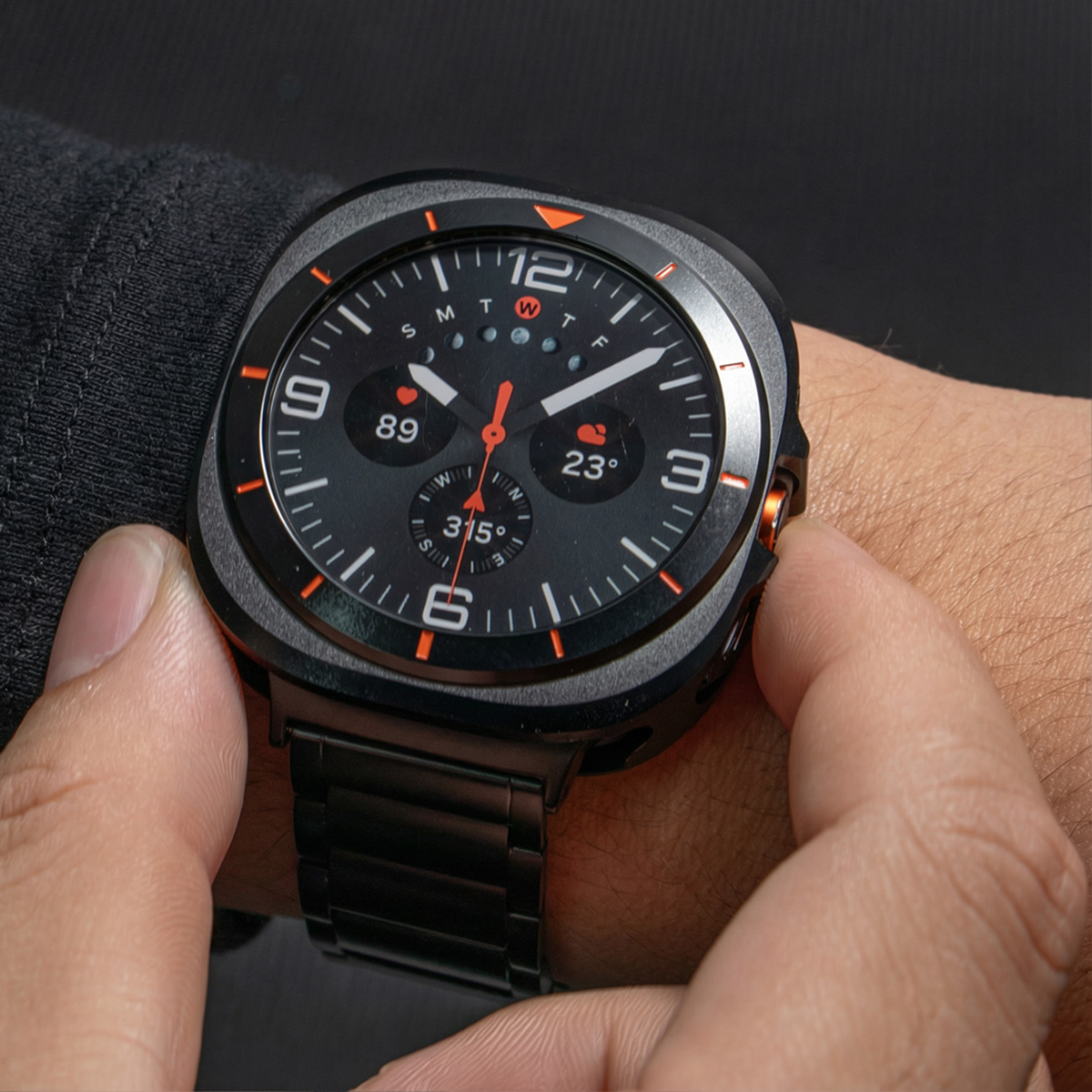 Custodia Protettiva in Metallo - Samsung Smartwatch Ultra Accessories recensione e prezzo